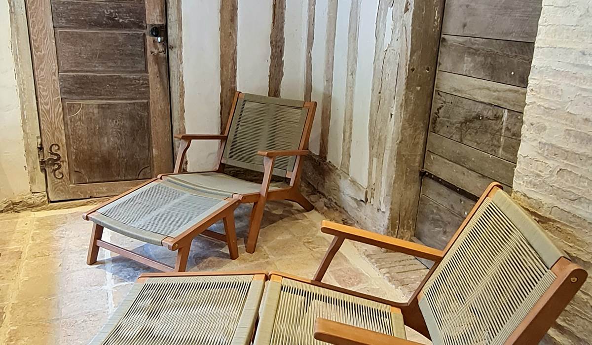 Salon de détente (vers le sauna)