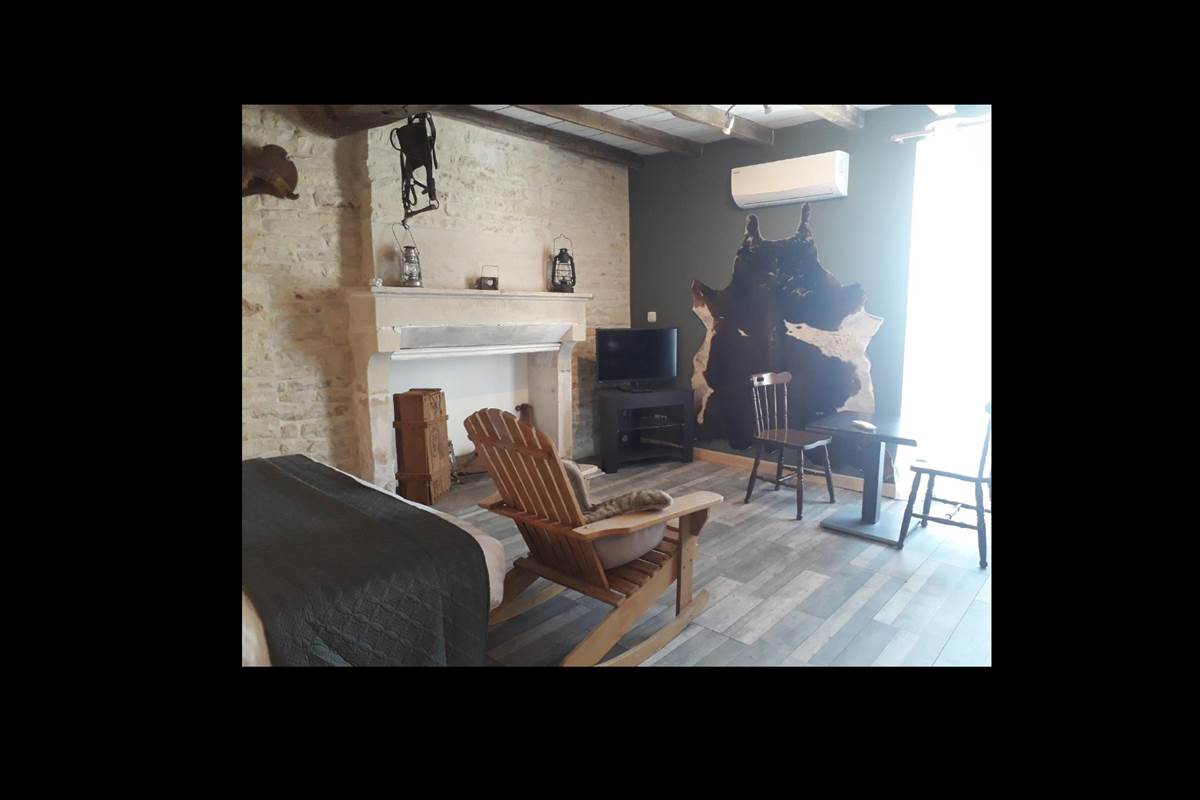 Coin TV salon