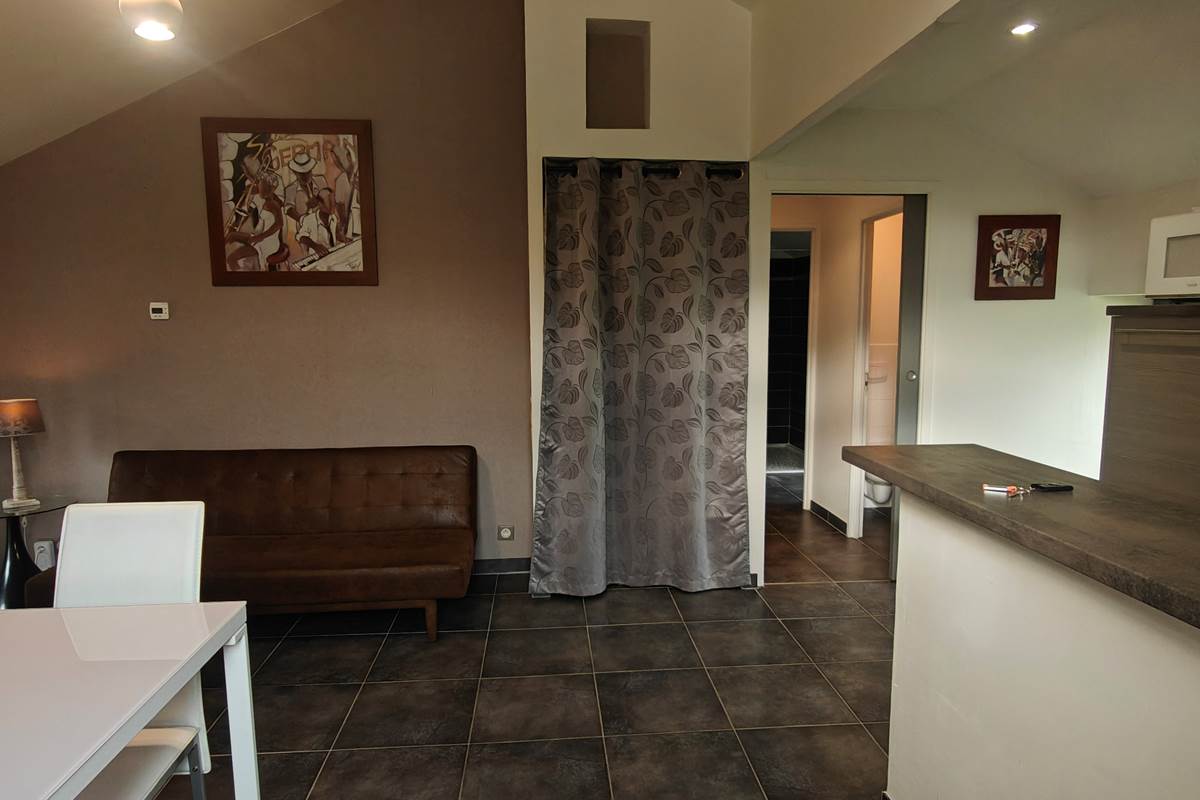 GITE SALON 1