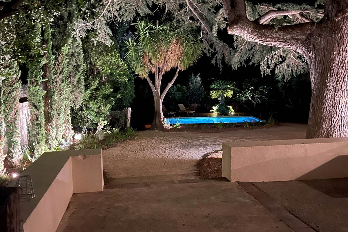Piscine nuit entree