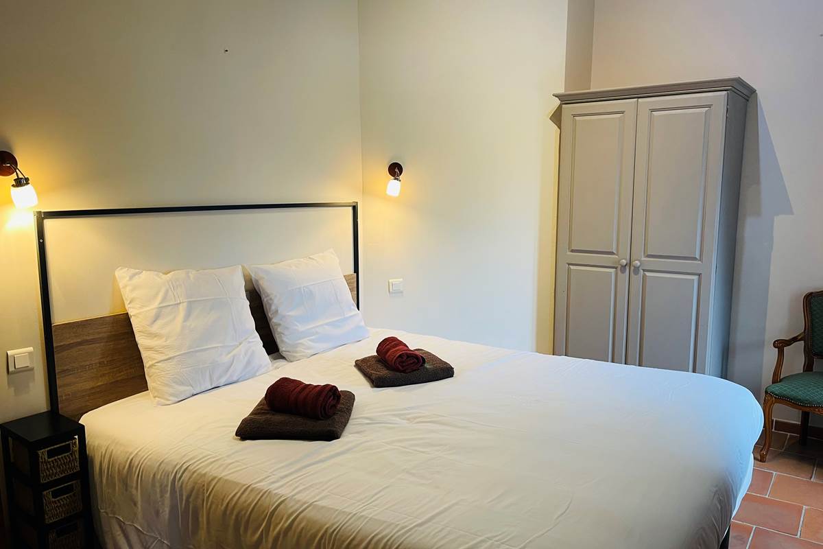 Mas Néoulous chambre n°2 (suite parentale)