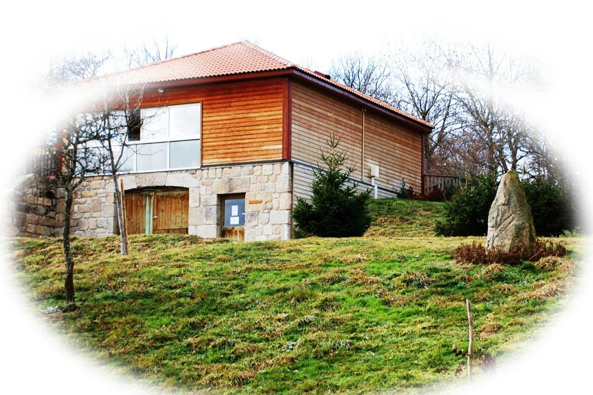 Bâtiment d'Accueil, local laverie &.... menhir