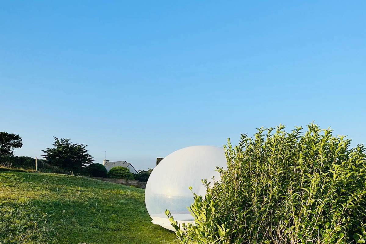 Vivez une expérience insolite dans une bulle en Bretagne