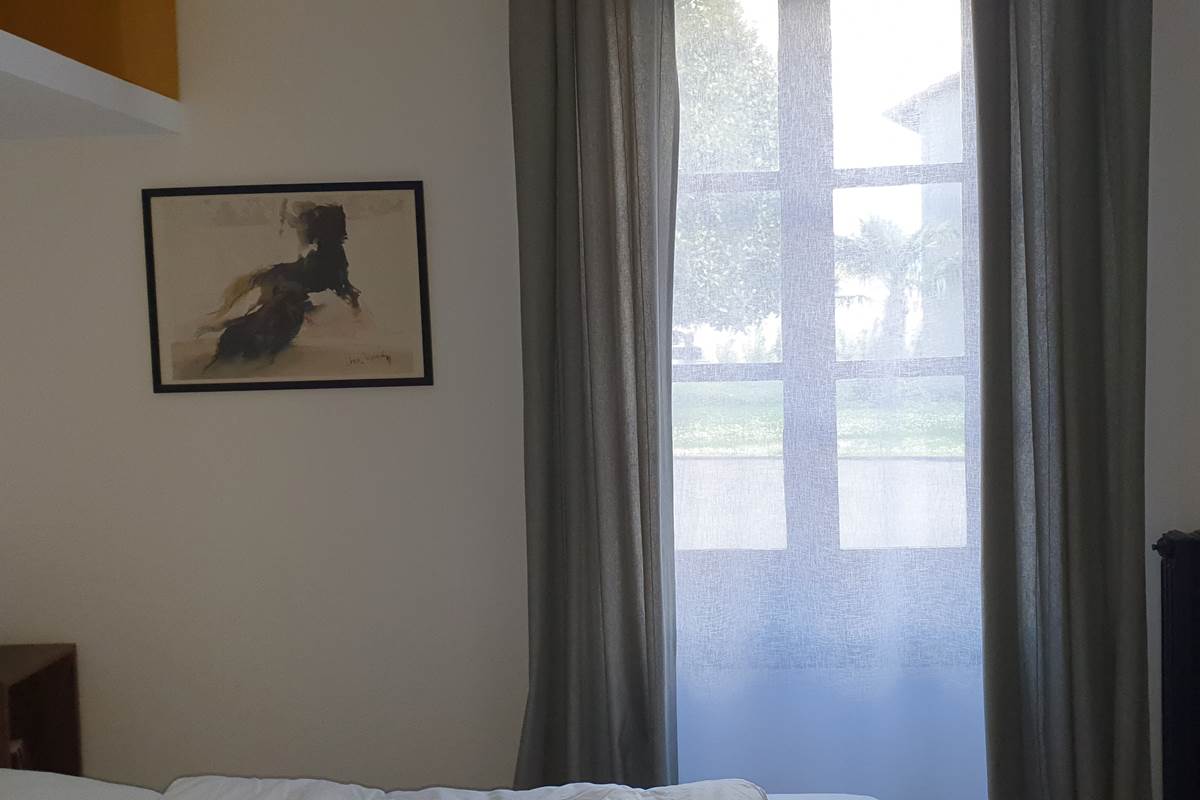 vue fenêtre jardin