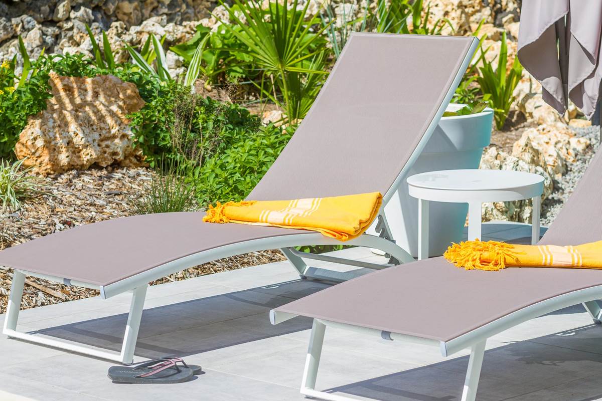 Iguane House villas & Micro Spa Villa Passion transats et jardin privatif