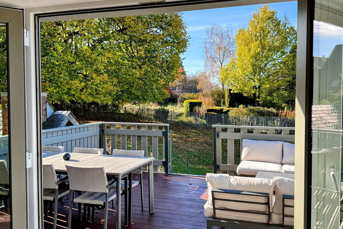 Terrasse et vue sur le jardin