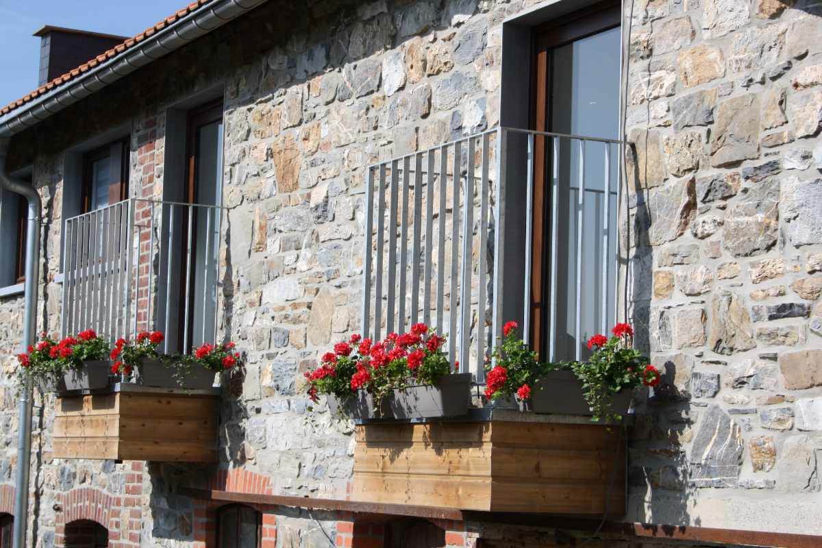 Balcons chambres hôtes (arrière de la maison)