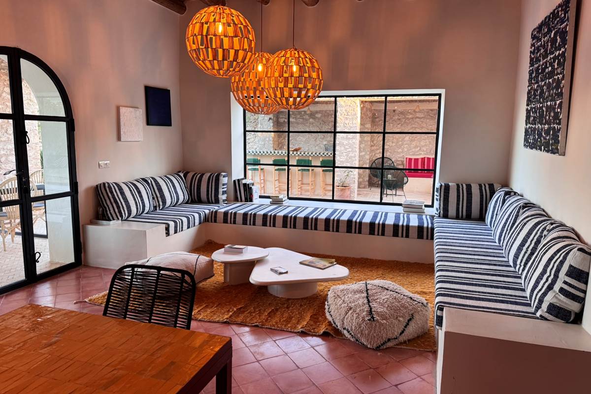 Cosy livingroom with view