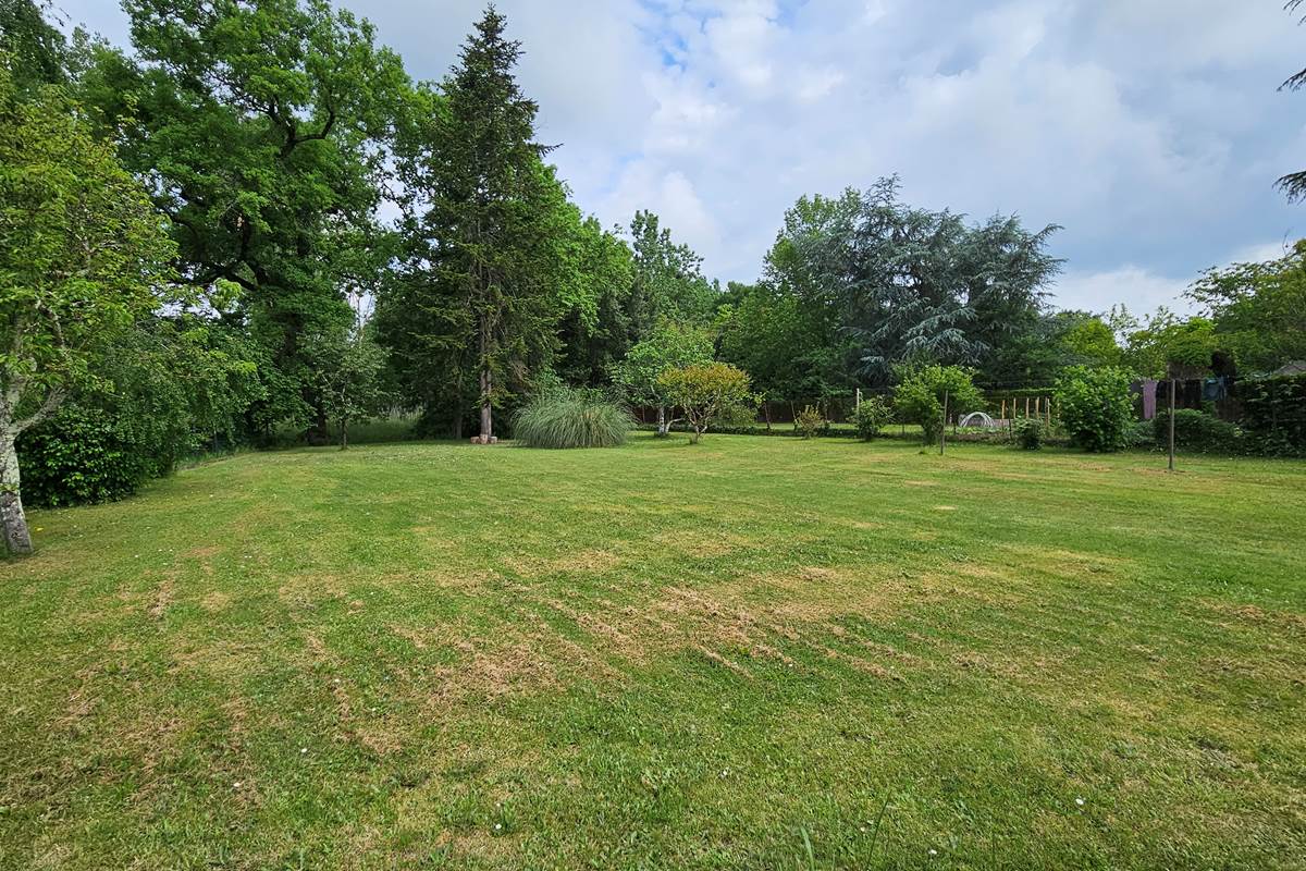 Jardin-promenade-repos-détente-soleil-Sud-Ouest