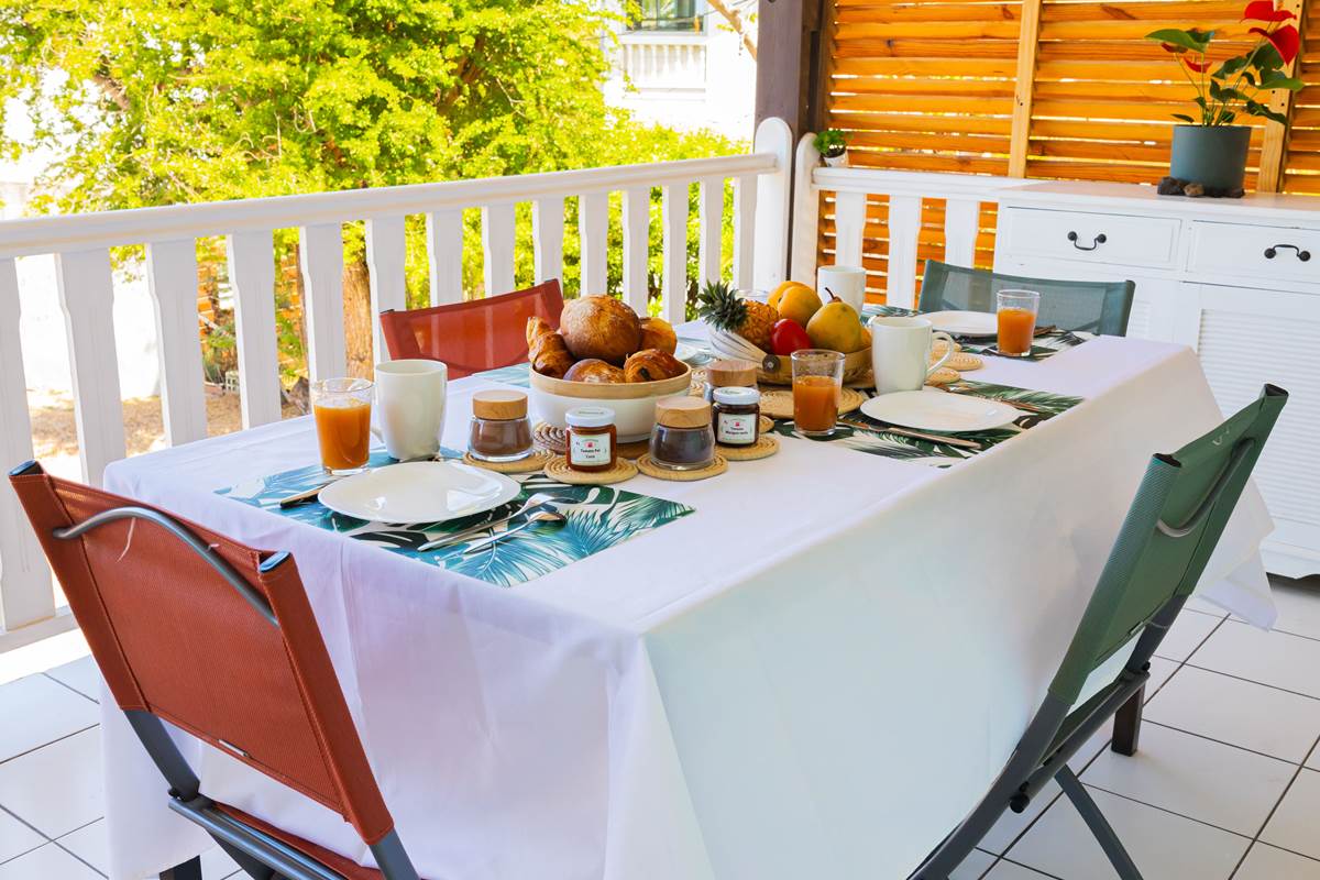 Profitez de la terrasse abritée