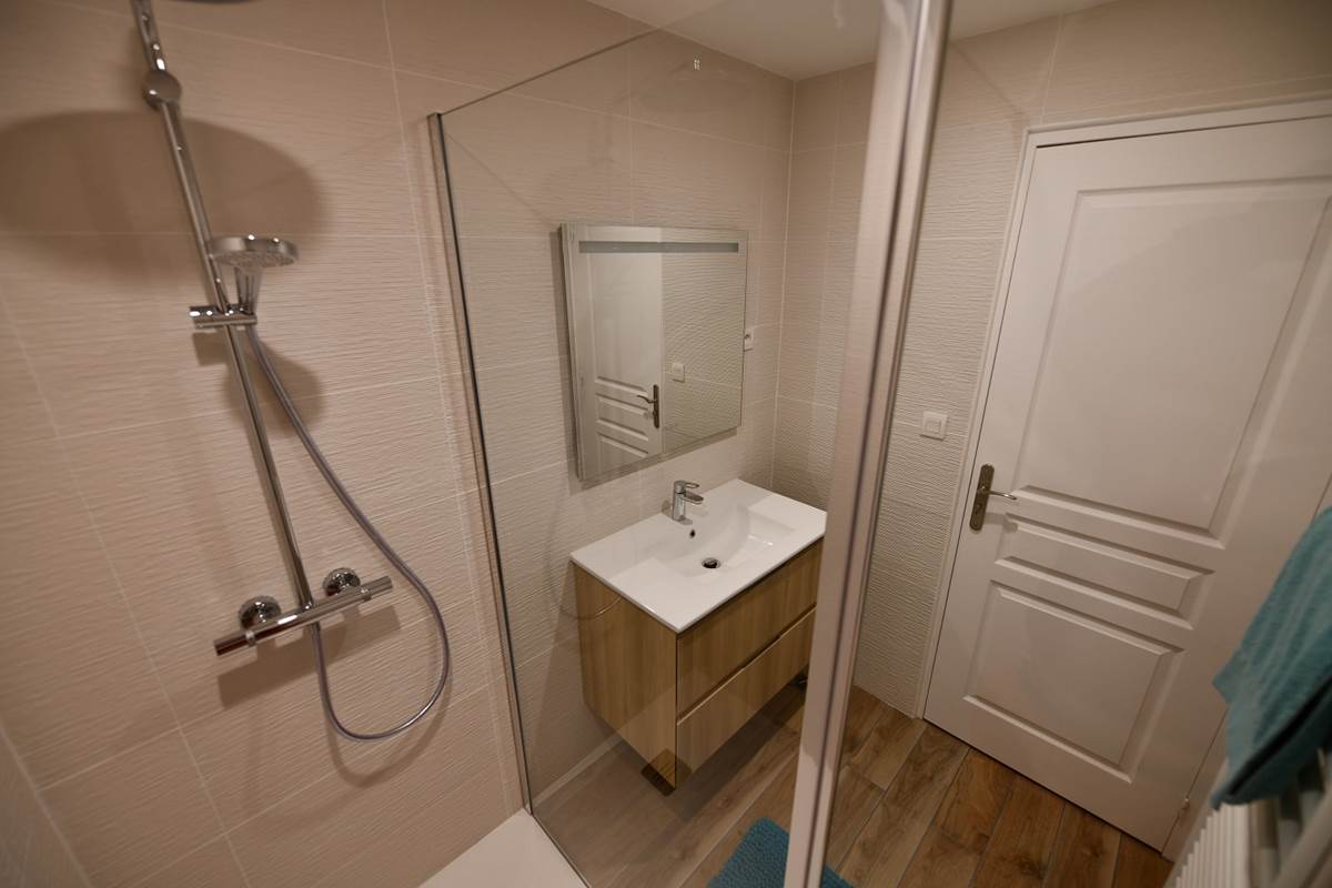 Salle d'eau 2nde chambre