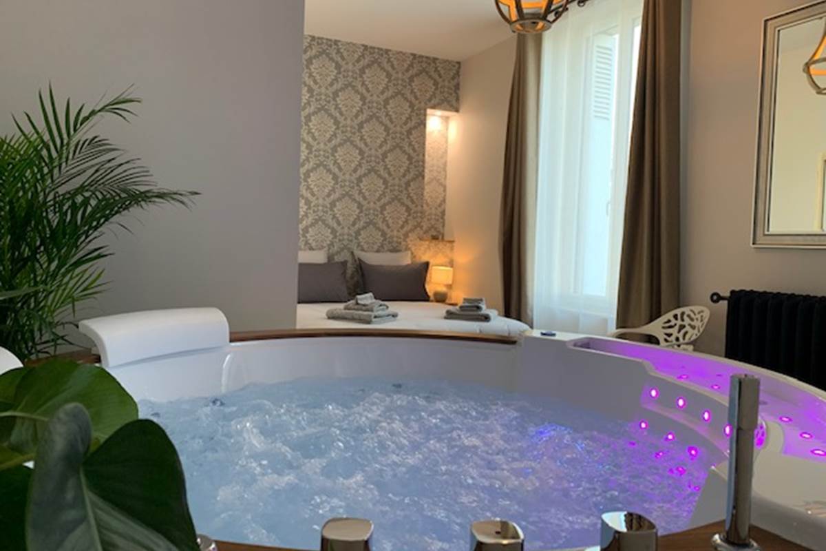 Chambre d'hotes avec jacuzzi