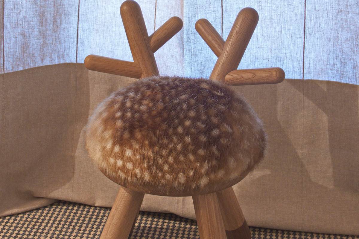 Bambi Chair dans la chambre Sleipnir