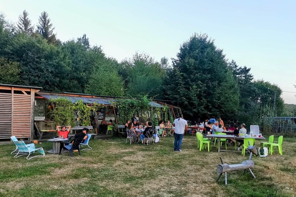 La maison d'accueil, le jardin