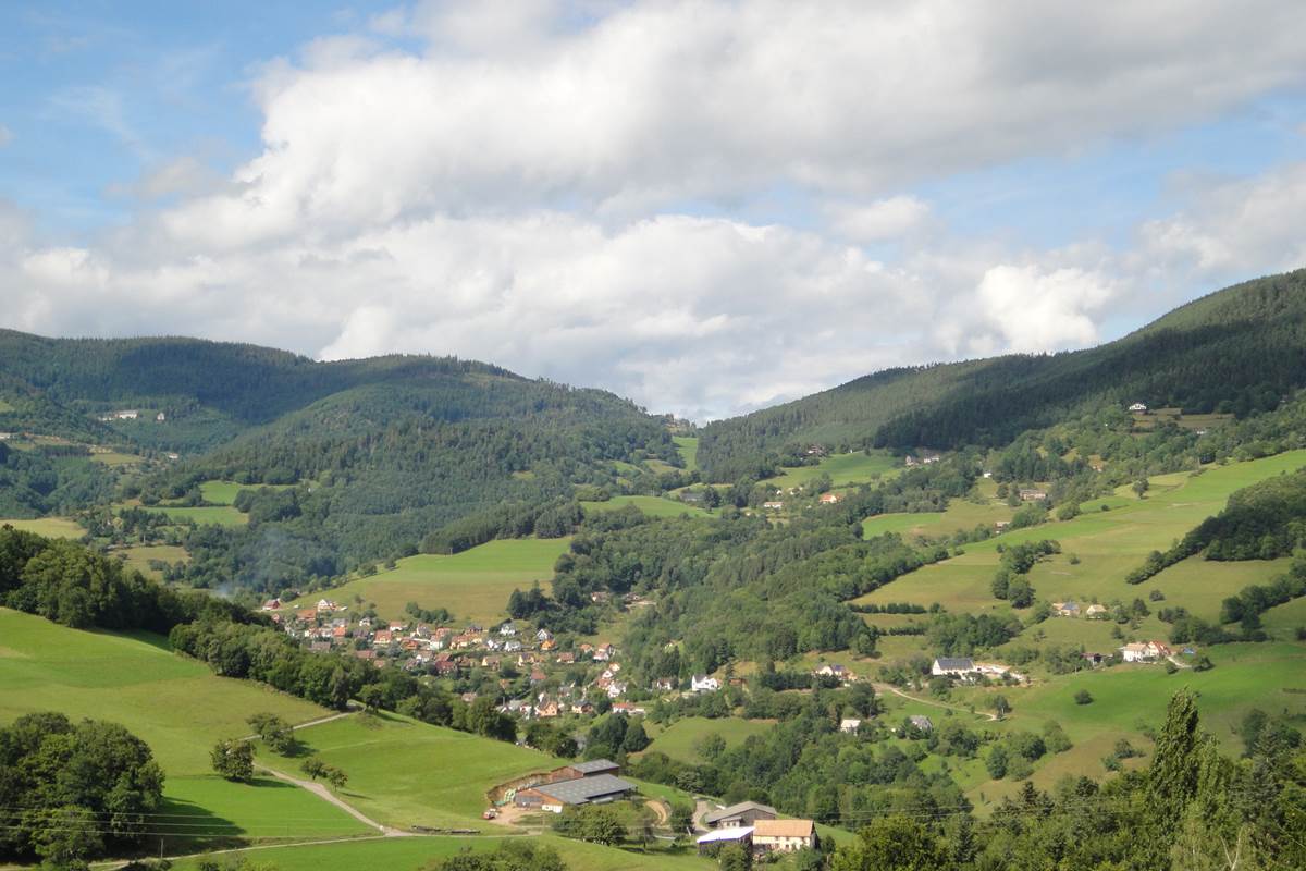 gîte La Haute Grange au dessus du village de Fréland