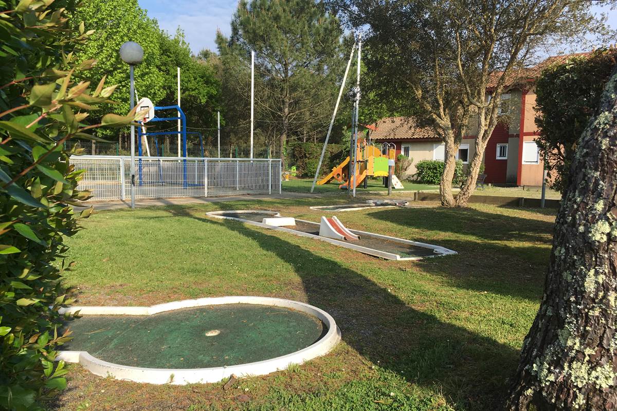 Mini golf