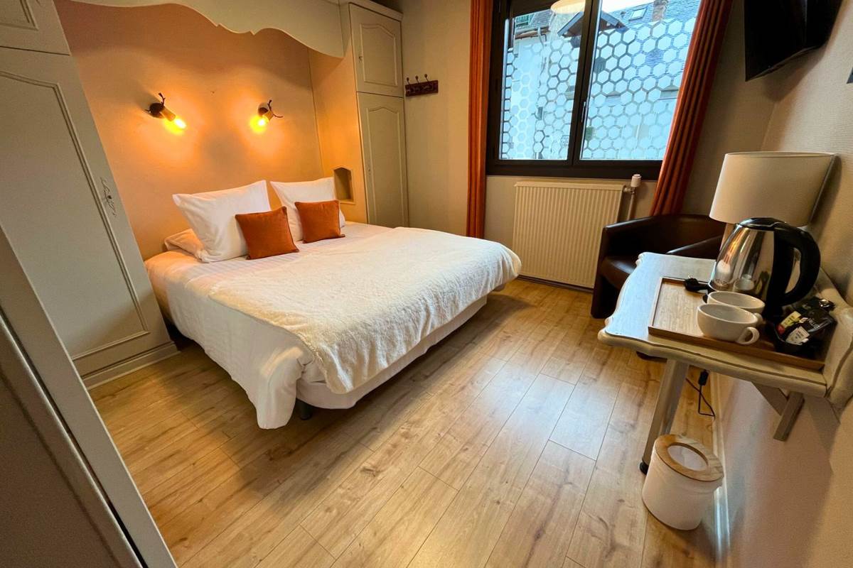 Hotel Bagnères de Luchon St Mamet Pyrénées La Rencluse