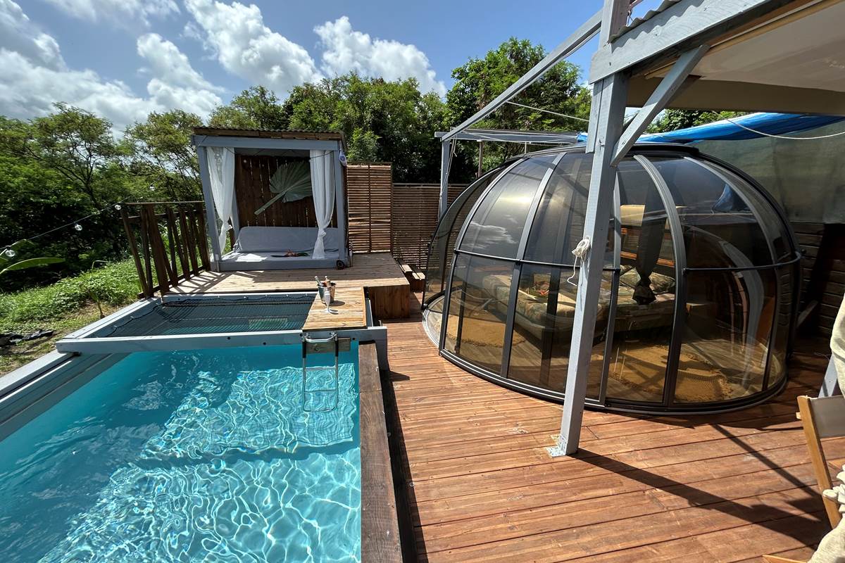 Espace piscine privée aquadom