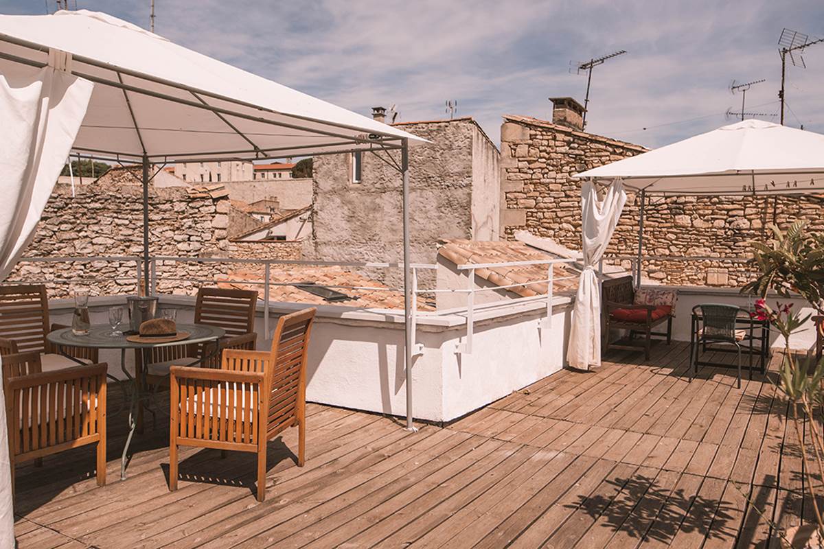 Roof Top with 2 separate areas