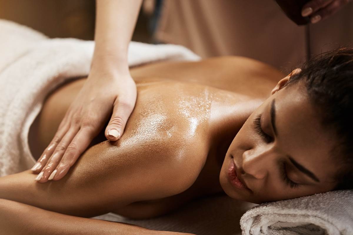 massage chambre d'hôtes la blanche hermine maison d'hôtes bien être spa morbihan bretagne séjour détente repos ressourcement anti stress burn out cure ayurvédique retraite relaxation méditation damgan