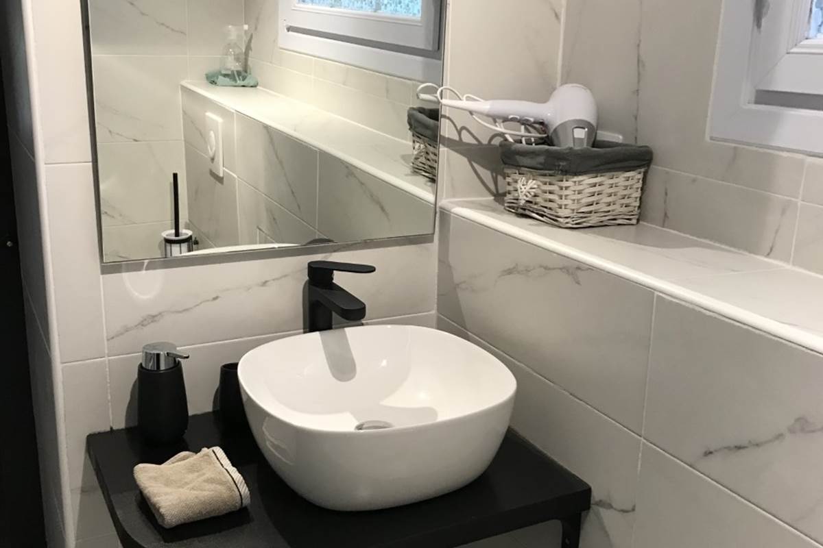salle d'eau côté lavabo