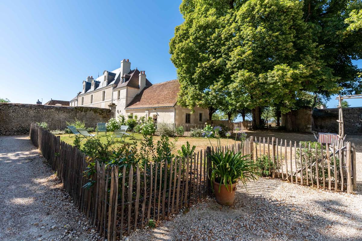 2025-06-28 Le Puits Renaissance-37