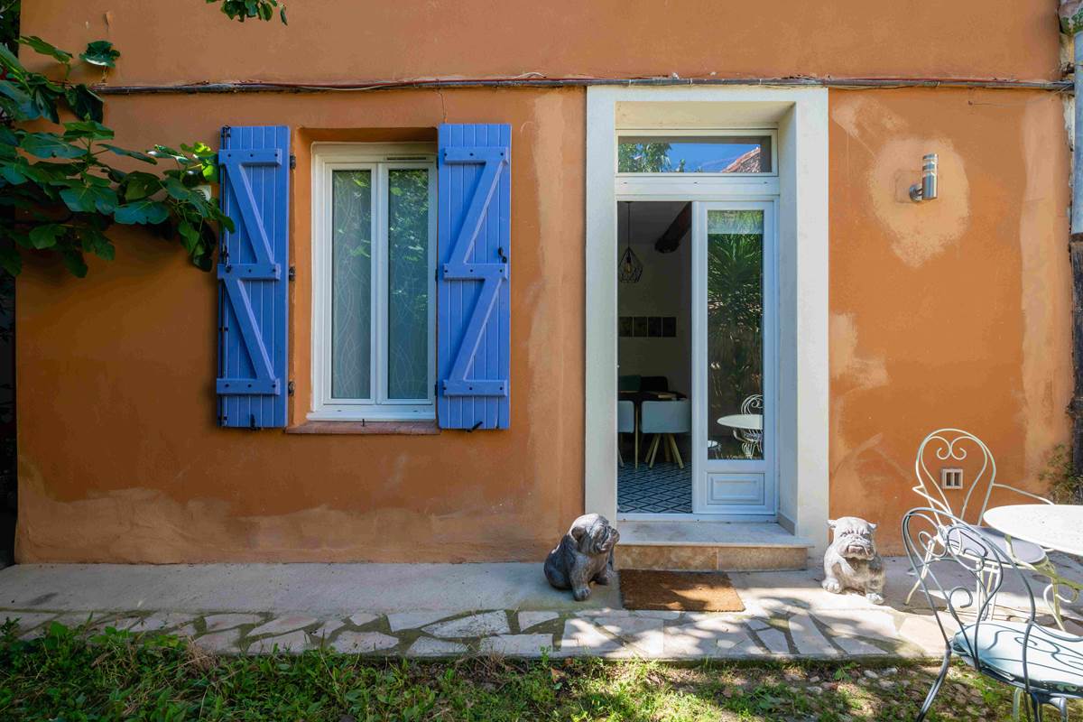 Entrée Maison de charme Béziers