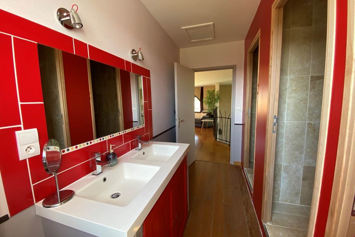 salle d'eau partage´e 1