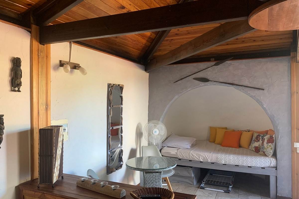 alcove-transformee-en-second-couchage-ti-caze-dodo-etang-sale-la-reunion.jpg