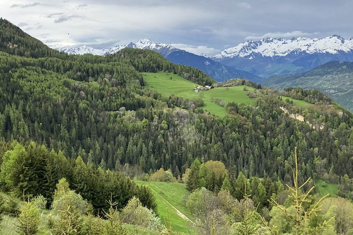 Monte´e des Vieux villages