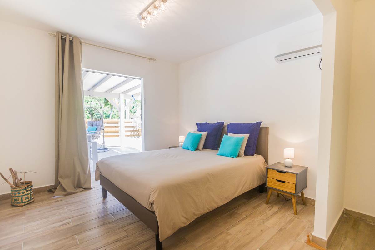 Suite parentale ouverte sur la terrasse
