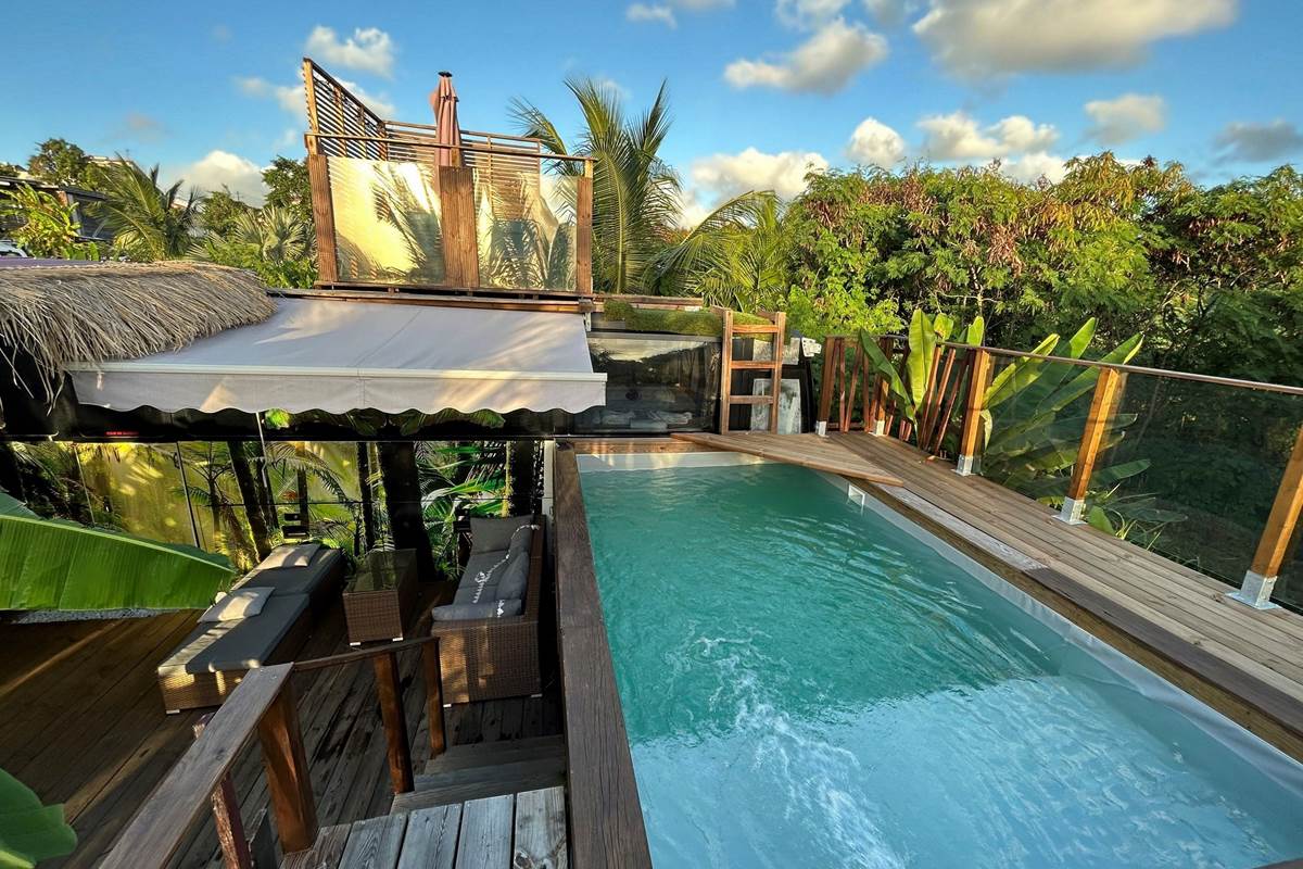 PALMBUS PISCINE PRIVÉE
