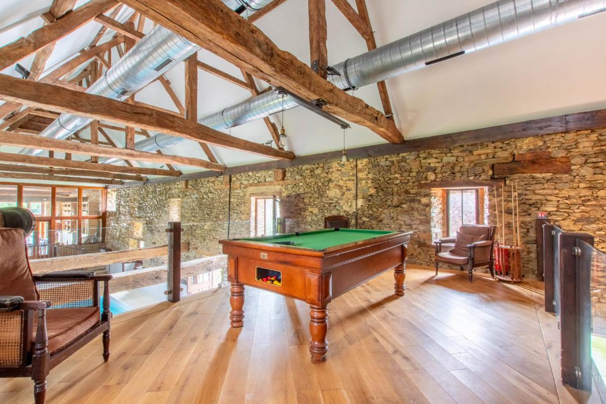 Espace jeux, véritable billard anglais