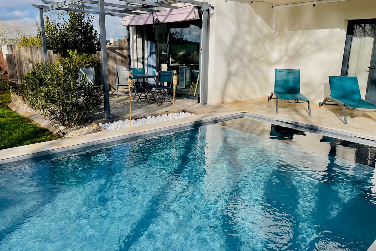 piscine-chauffee-sarlat-dordogne