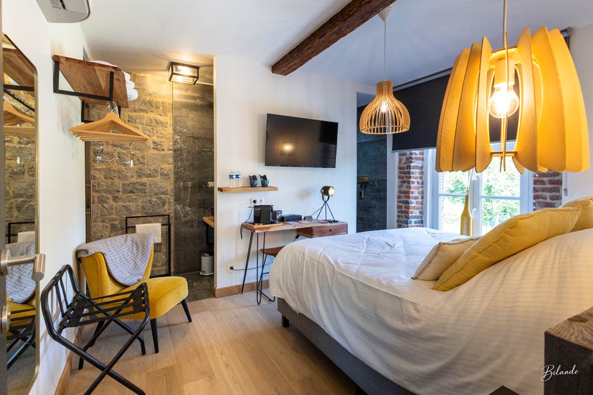 chambre 14 ambiance jaune_004