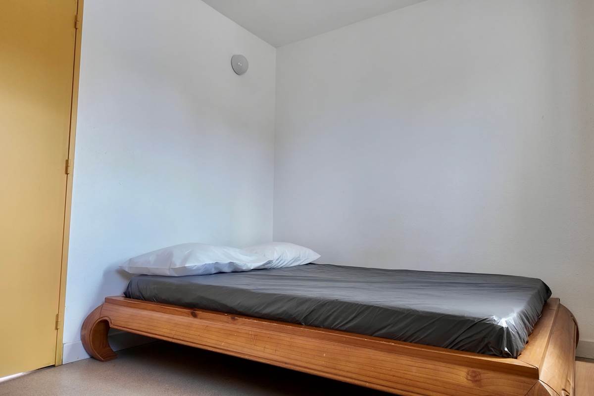 1 lit 160x200 (chambre 5)