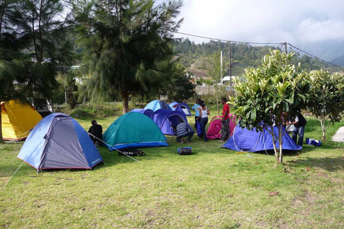 CAMPING-CHEZ-JULIEN-Emplacement-pour-tente