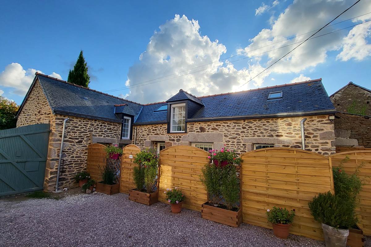 le gîte Morgane, ses extérieurs et sa terrasse privative