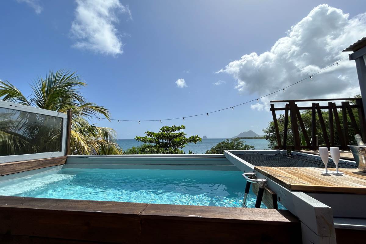 AQUADOM VUE MER DES CARAIBES