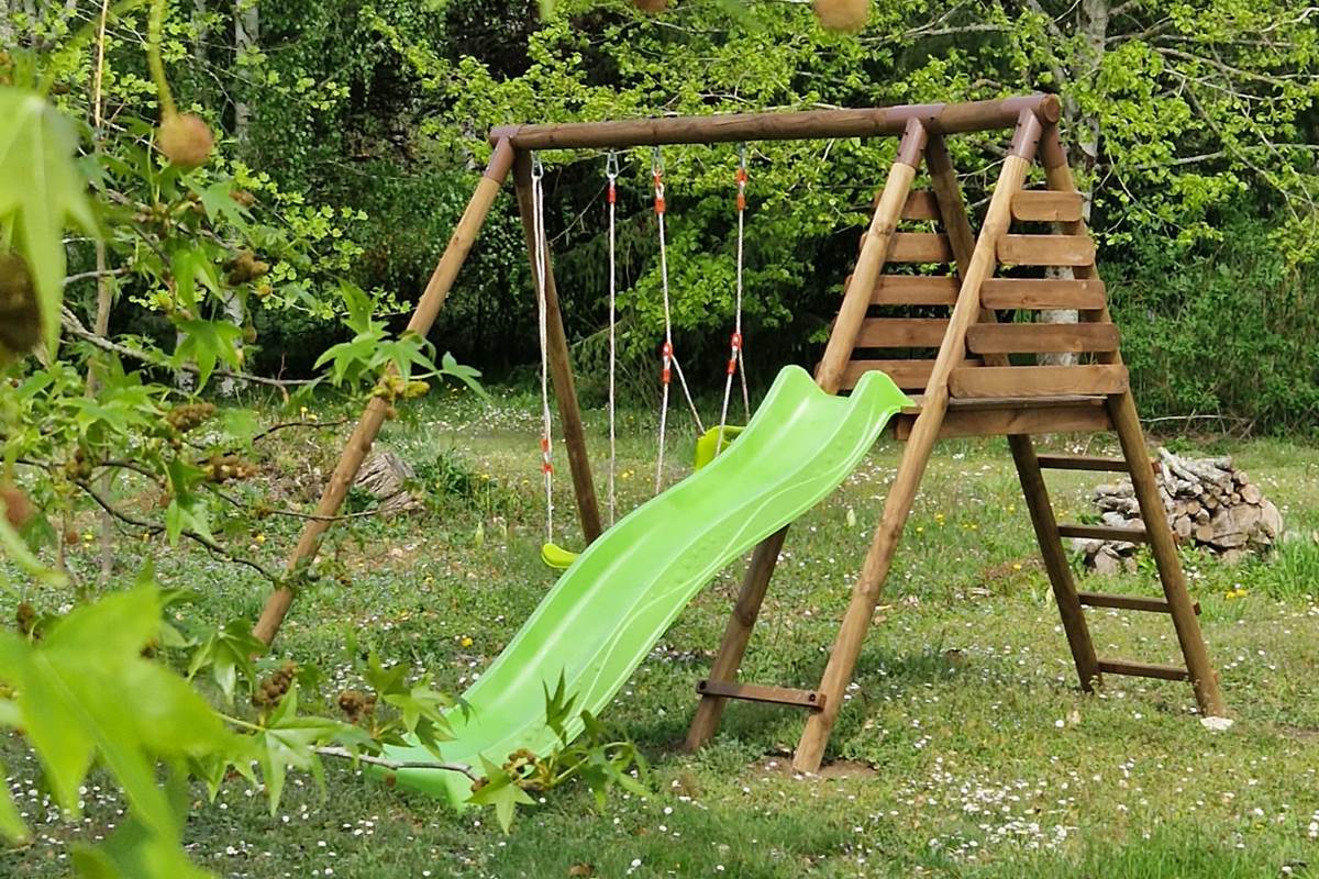 Séjour en gîte familial, avec une aire de jeux pur les enfants