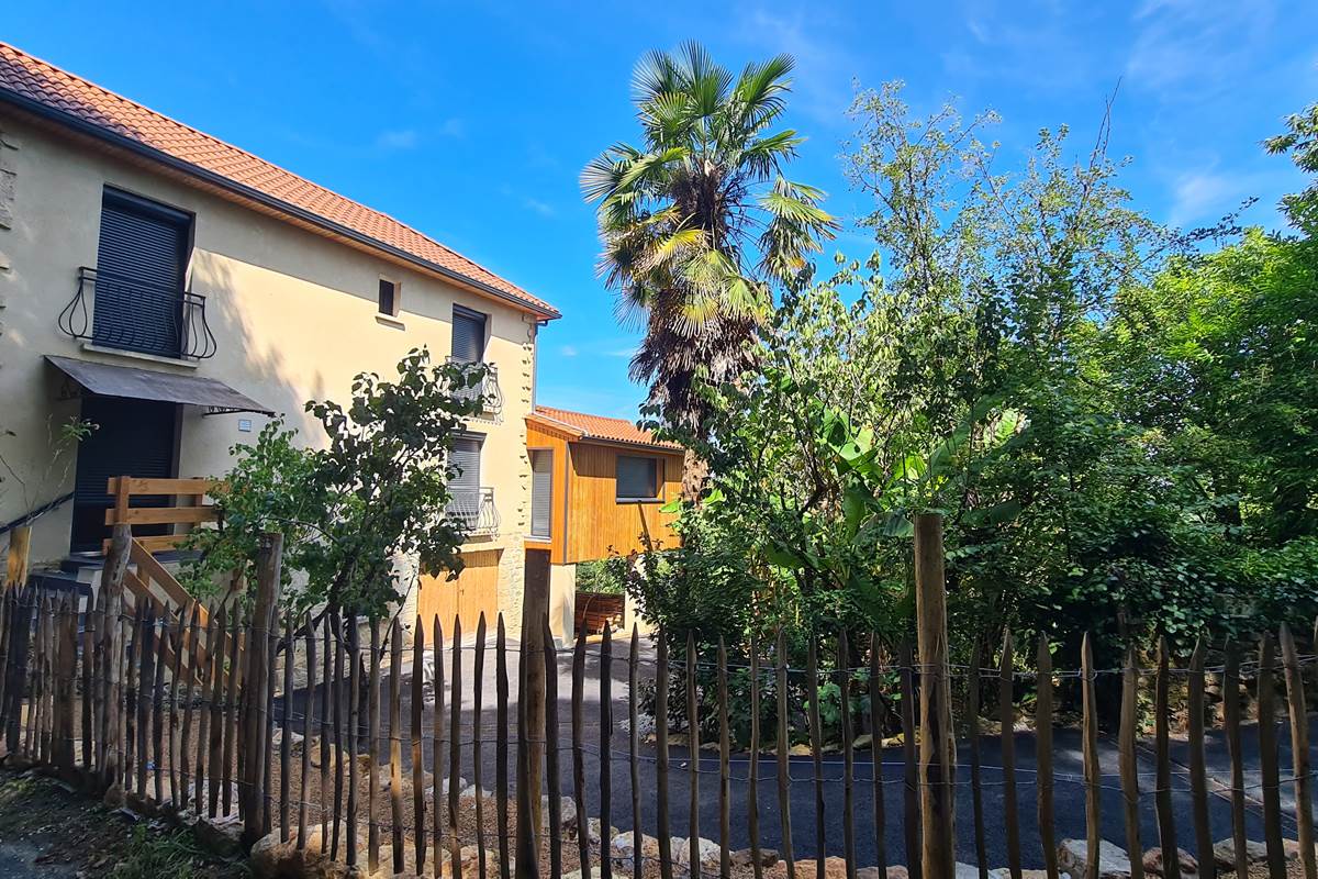 courprivée/ganivelle/parkingmoto/parkingvoiture