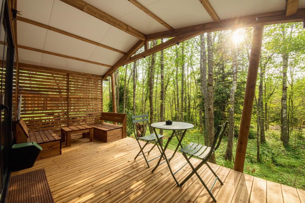 Grande Terrasse couverte avec spa privatif