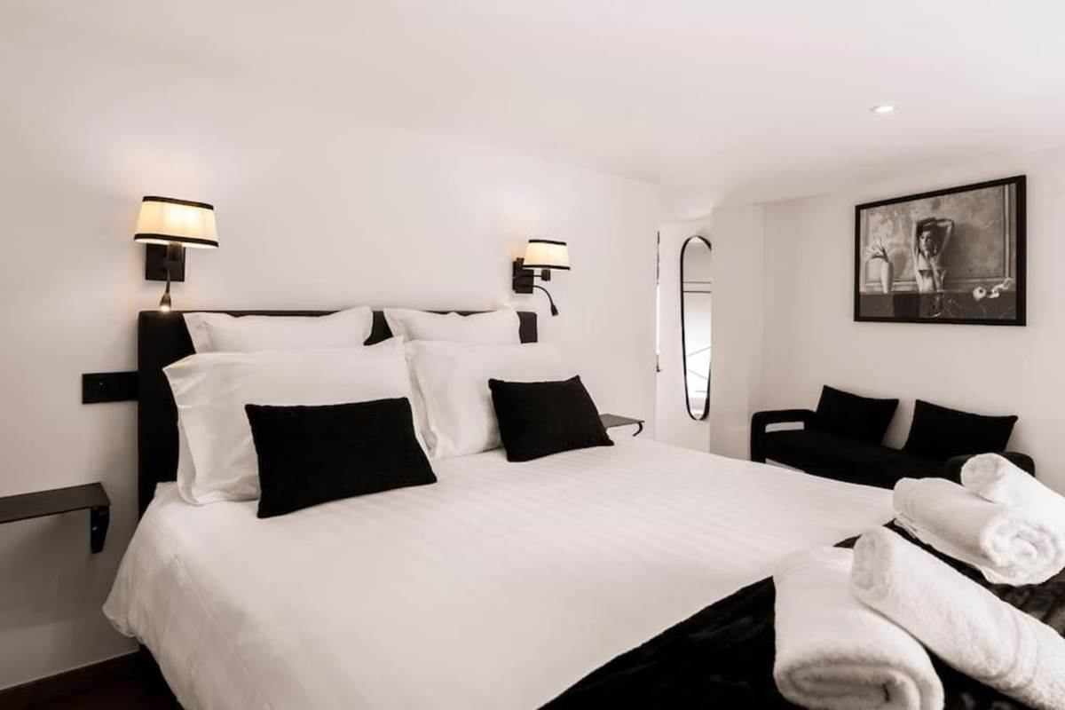 GITE-LA-RUINE-Chambre-Double