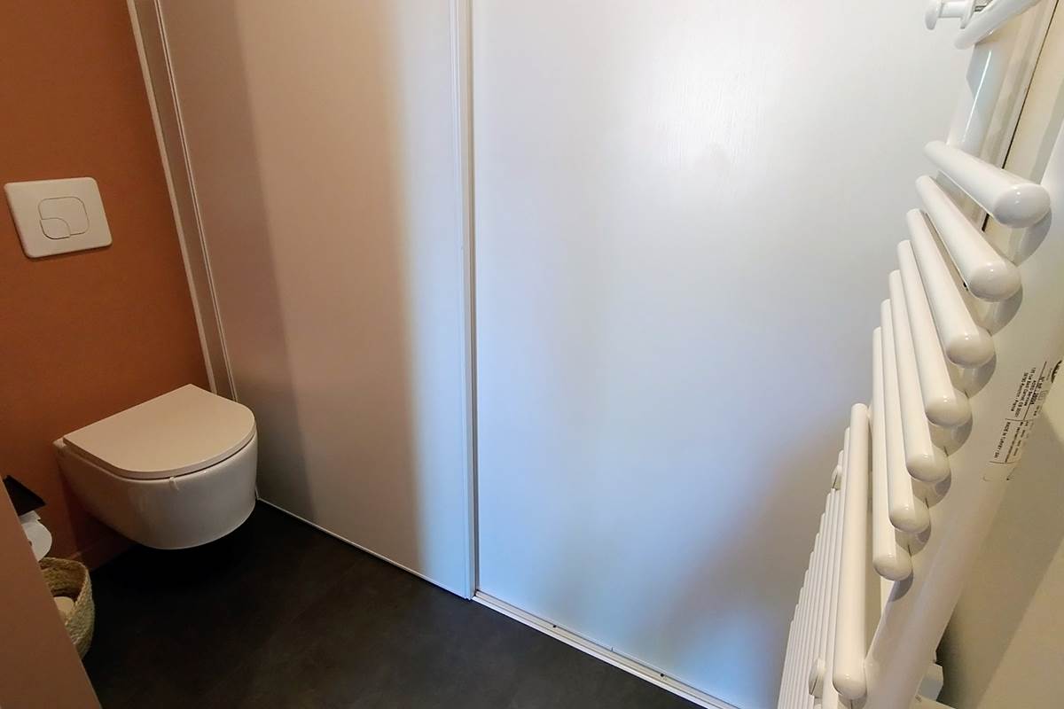 16-bis-gite-hotel-marssac-salle de bain-WC