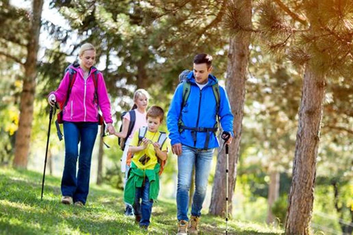 randonnee-en-famille-enfants-f81671-1@1x