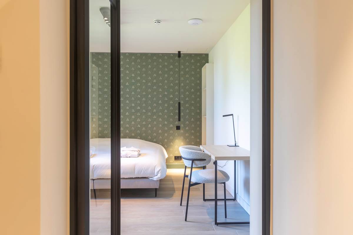 +4 Chambre 8 c