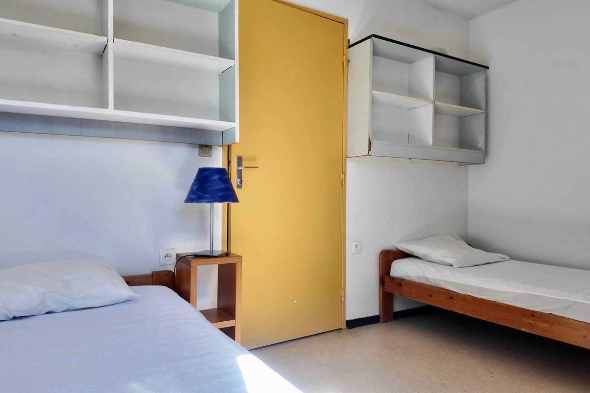2 lits en 80x200 (chambre 2)