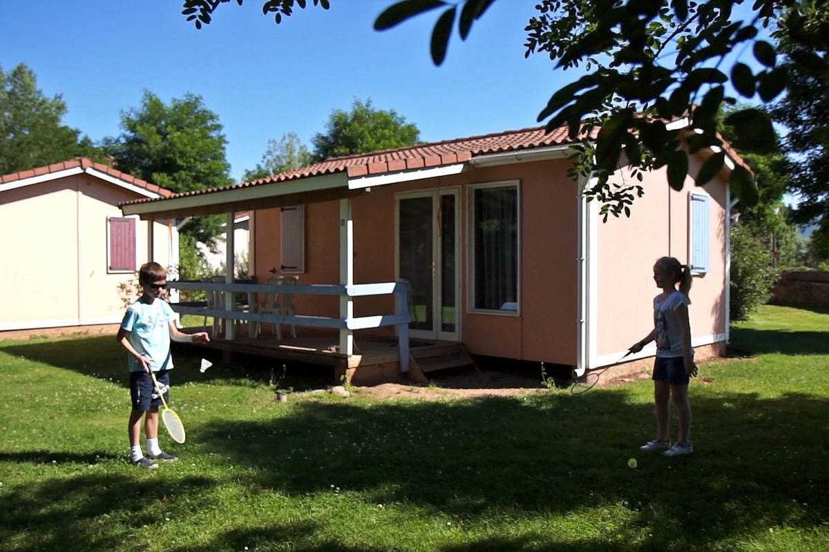 LE-HAMEAU-DES-GENÊTS-Chalet-2-Personnes-Extérieur