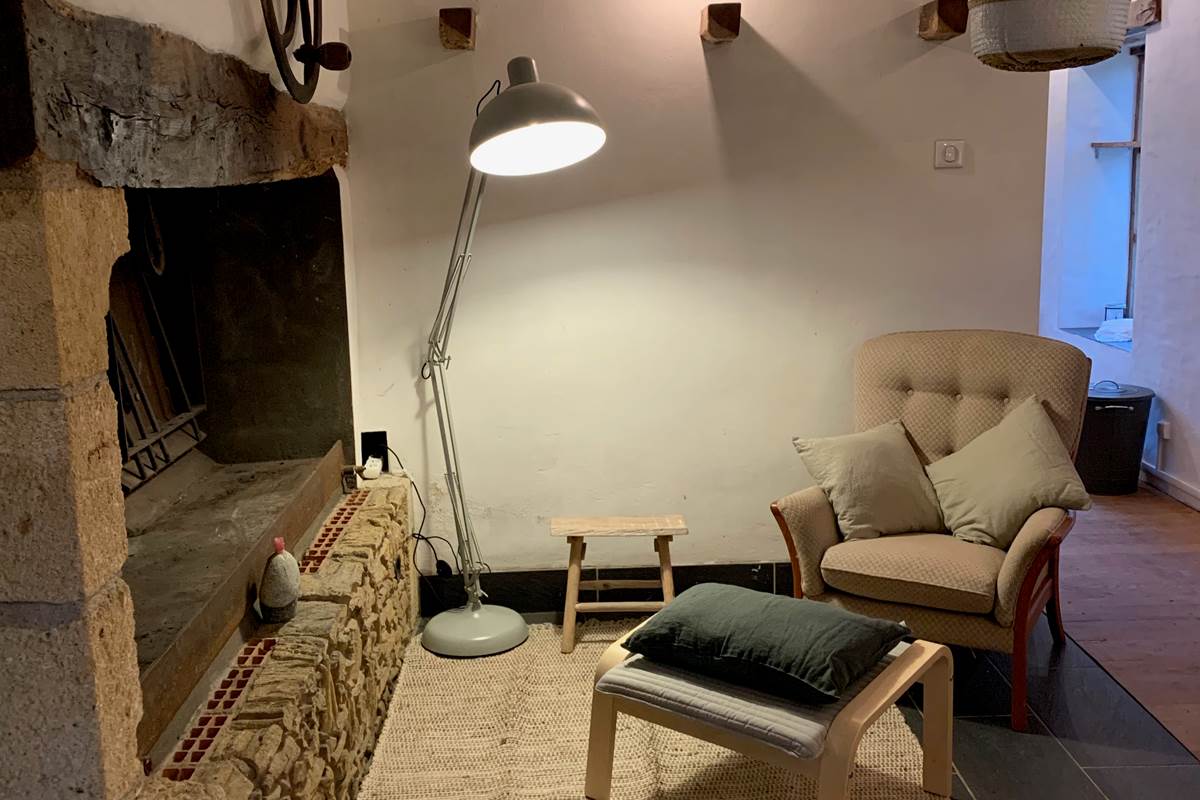 Caseta salon 01