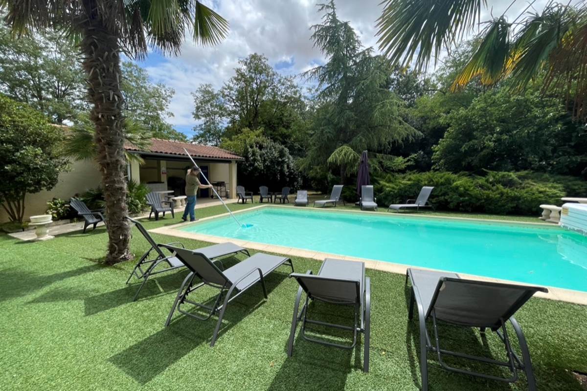 930A3493-270A-44C5-BFCF-330F0A7124C1_1_105_c